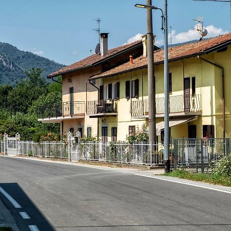 Casa Delle Rose Apartment Verbania Exterior photo